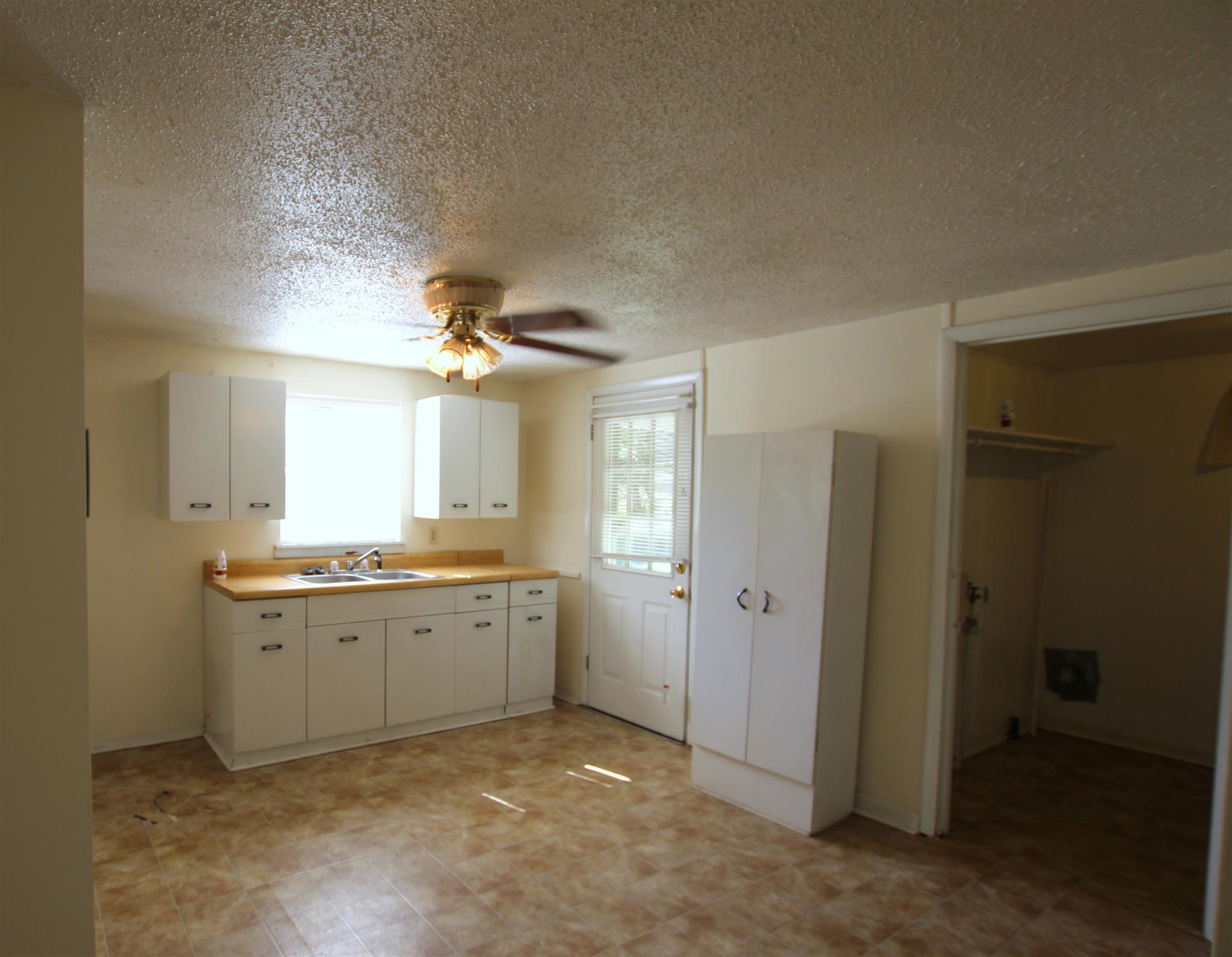 2471 Garner Road Mount Pleasant, TN 38474 - Photo 11 of 19 Gallery Image 11