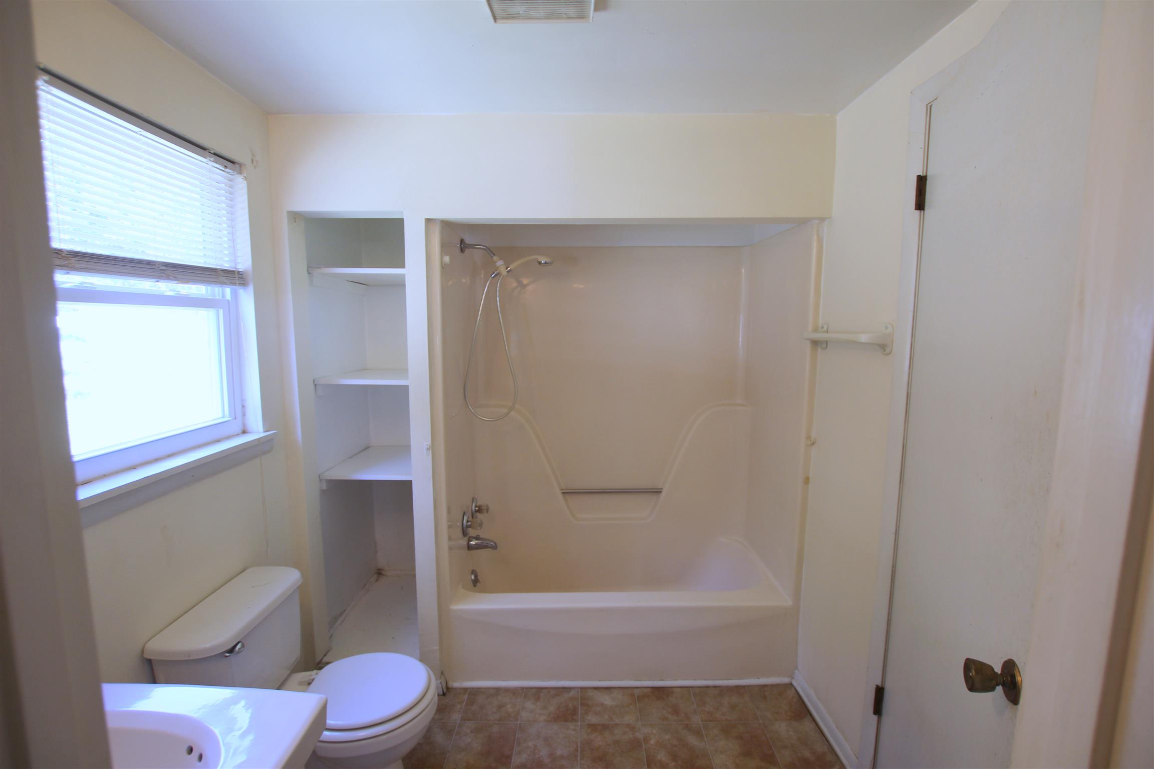 2471 Garner Road Mount Pleasant, TN 38474 - Photo 14 of 19 Gallery Image 14