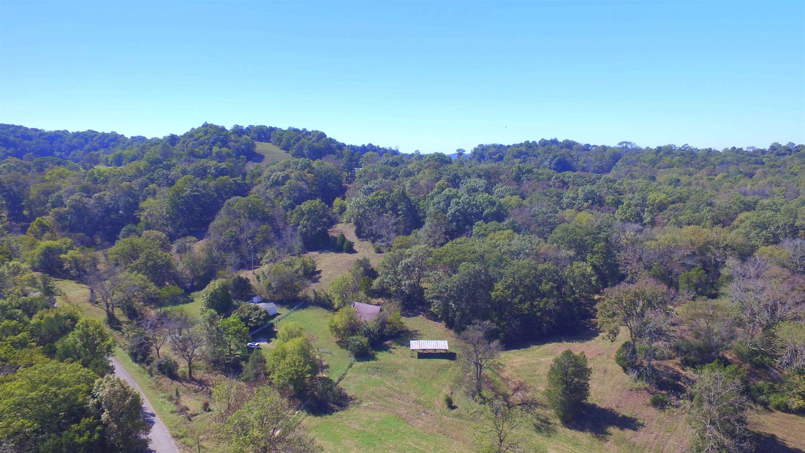 2471 Garner Road Mount Pleasant, TN 38474 - Photo 9 of 19 Gallery Image 9