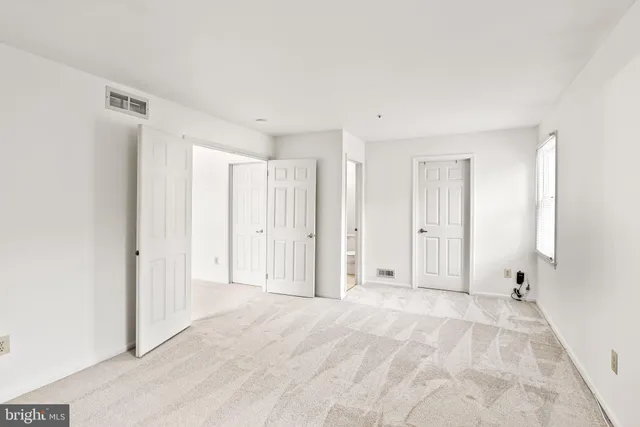 $2,950 | 1126 Chanticleer, Cherry Hill, NJ 08003