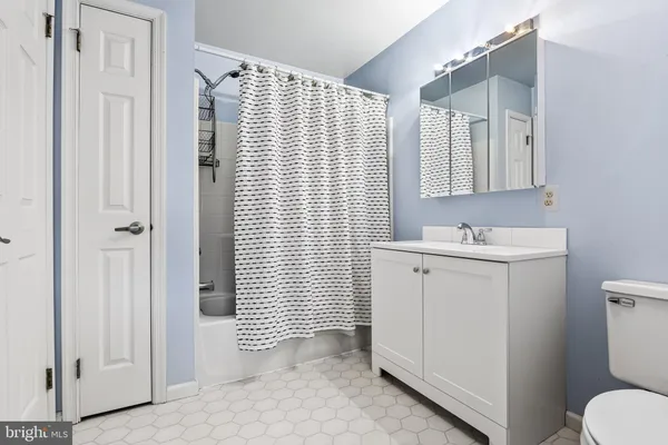$2,900 | 1126 Chanticleer, Cherry Hill, NJ 08003