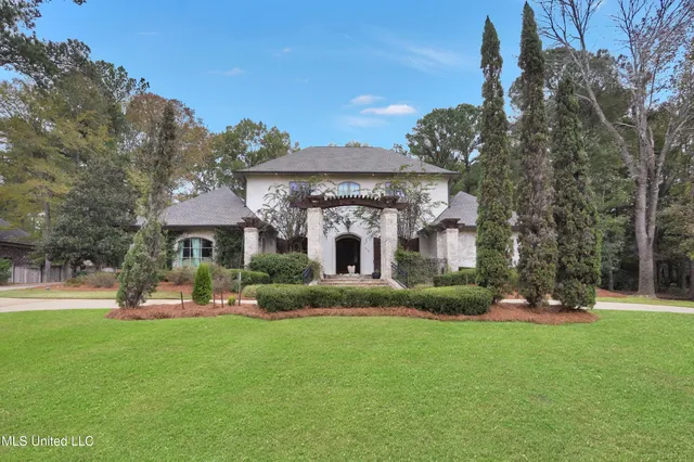 $875,000 | 115 Summer Lake Drive, Ridgeland, MS 39157