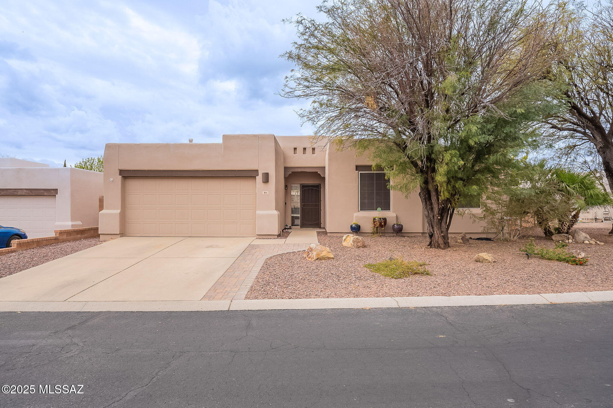 914 West Fox Ridge Lane Tucson, AZ 85737 - Photo 1 of 26