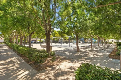 $6,995,000 | 15 Seabluff, Newport Beach, CA 92660