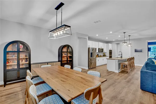 $698,900 | 6213 Arcadia Square, Vero Beach, FL 32966