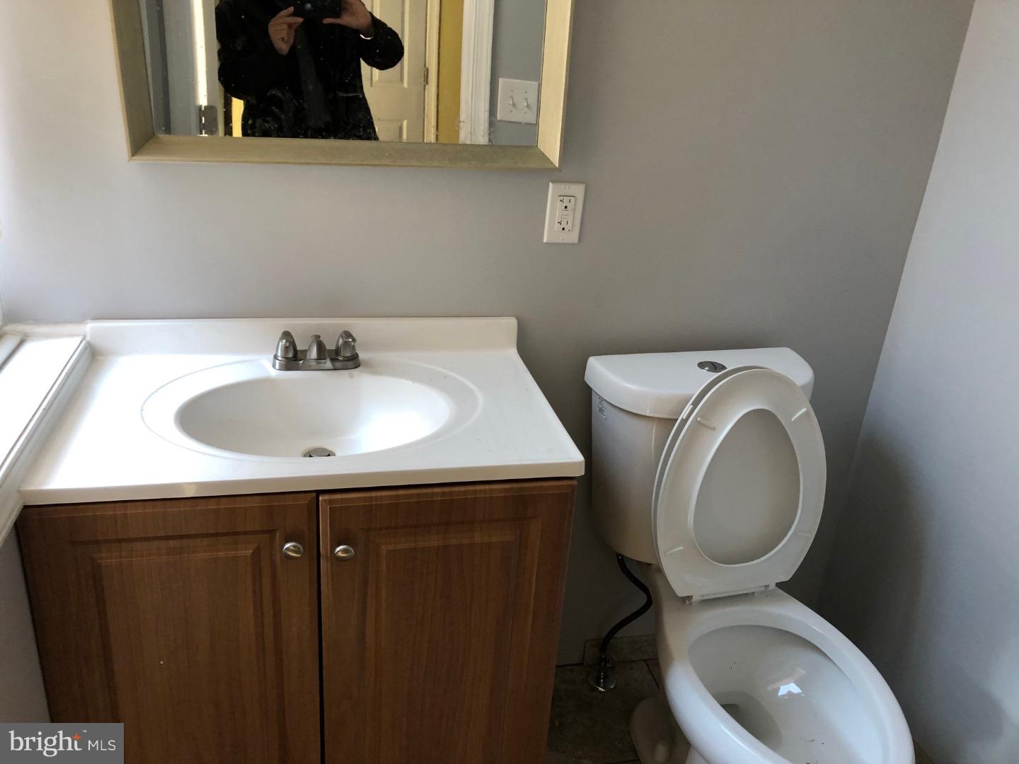 5834 Brush Road Philadelphia, PA 19138 - Photo 4 of 11 Half Bath