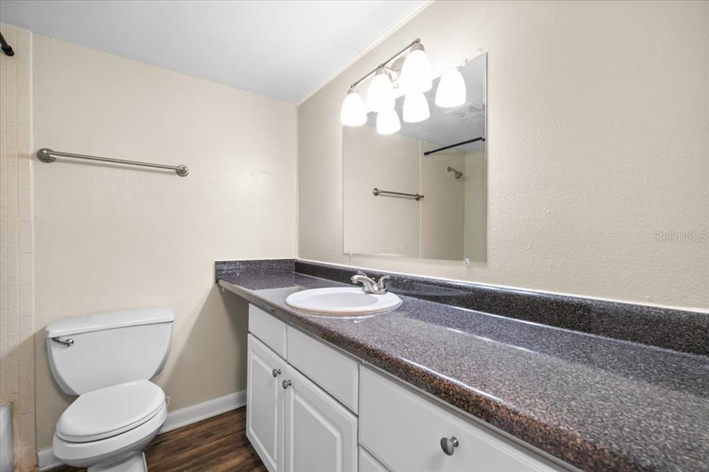 507 Northwest 39th Road, Unit 110 Gainesville, FL 32607 - Photo 21 of 27