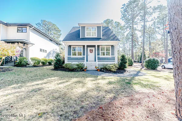 $649,000 | 705 North Leak Street, Southern Pines, NC 28387