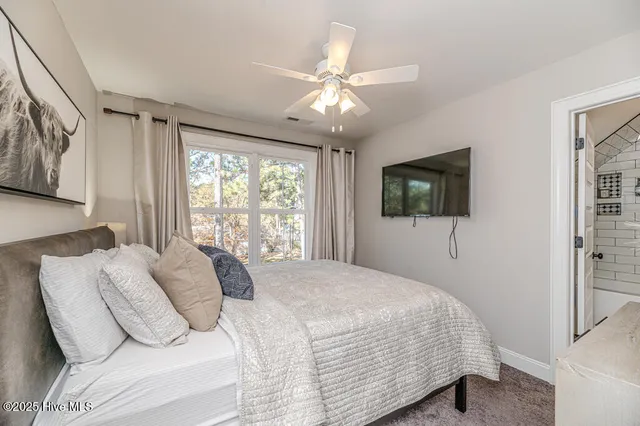 $657,000 | 705 North Leak Street, Southern Pines, NC 28387