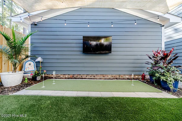 $649,000 | 705 North Leak Street, Southern Pines, NC 28387