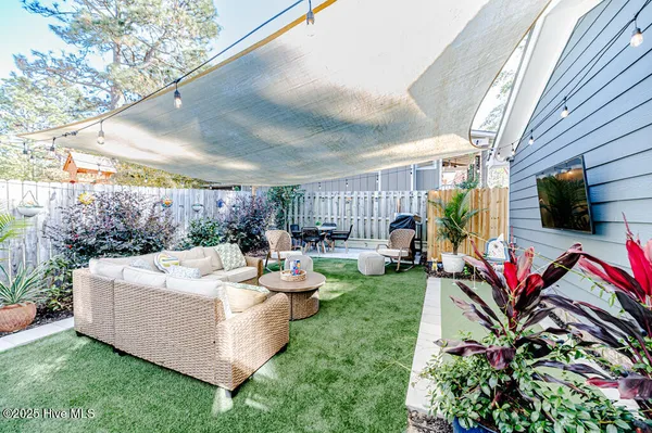 $649,000 | 705 North Leak Street, Southern Pines, NC 28387