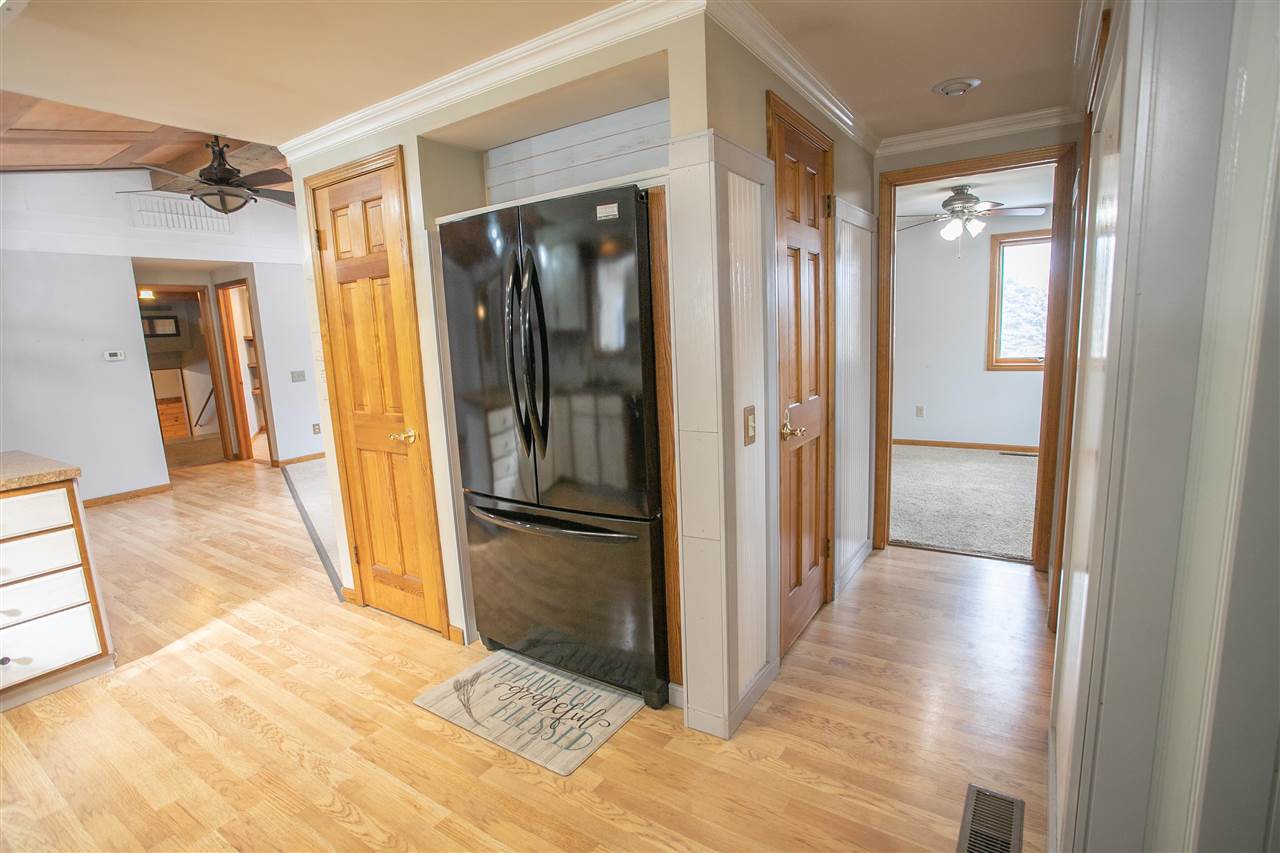 4550 Bill Road Durand, MI 48429 - Photo 8 of 70 50068016-7.JPG