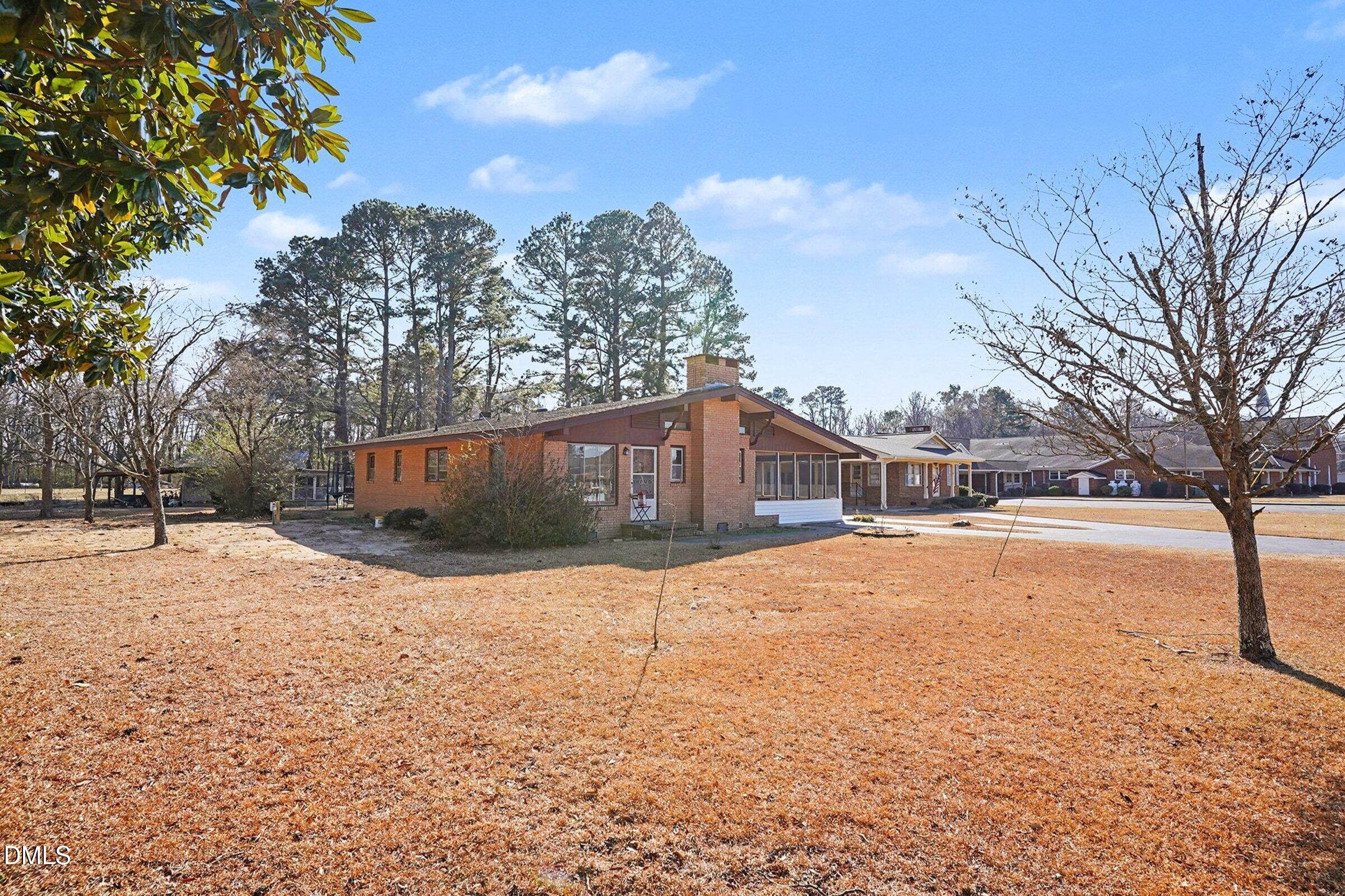 74 Lees Chapel Church Road Dunn, NC 28334 - Photo 4 of 38 003_file_3104