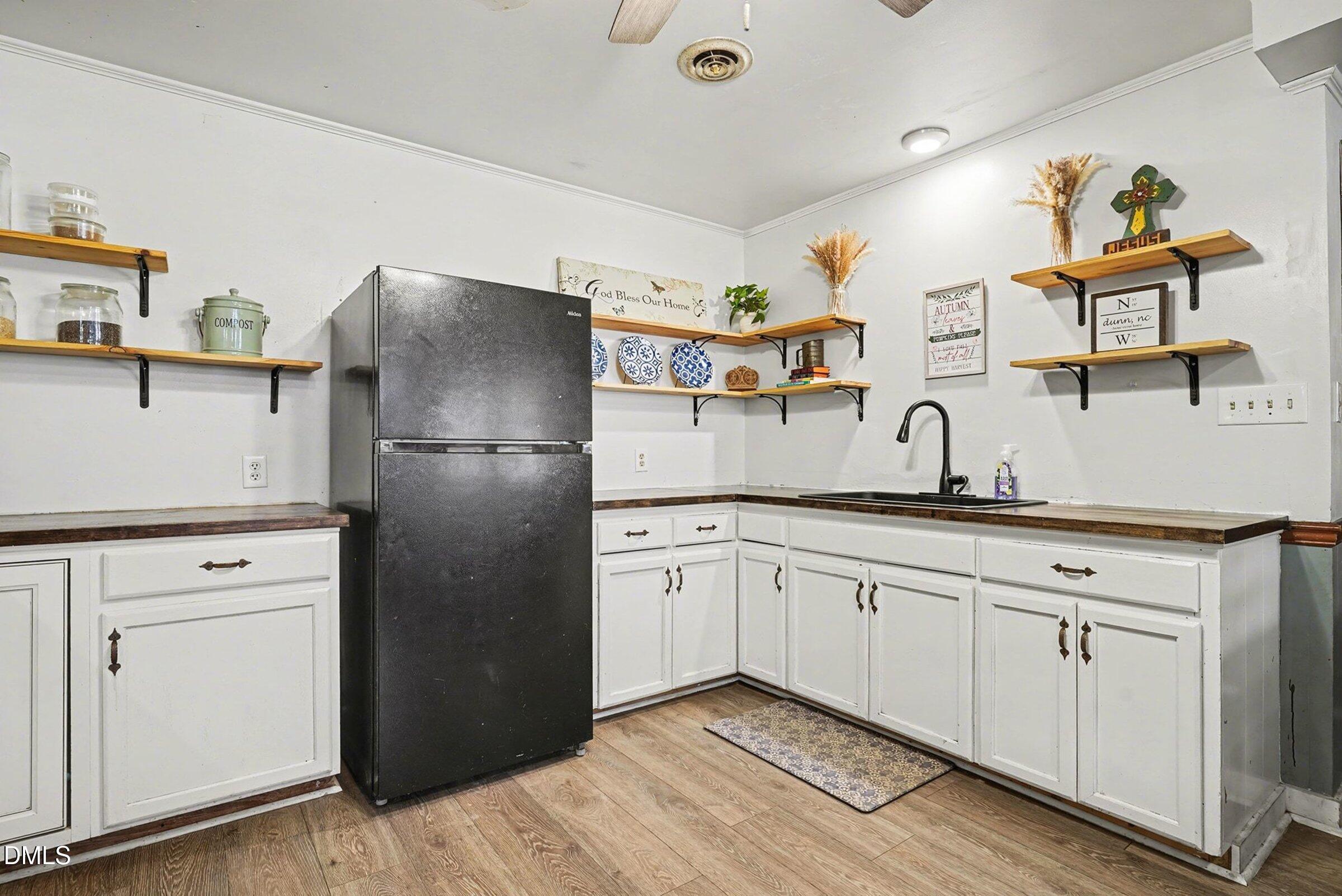 74 Lees Chapel Church Road Dunn, NC 28334 - Photo 9 of 38 008_file_8393