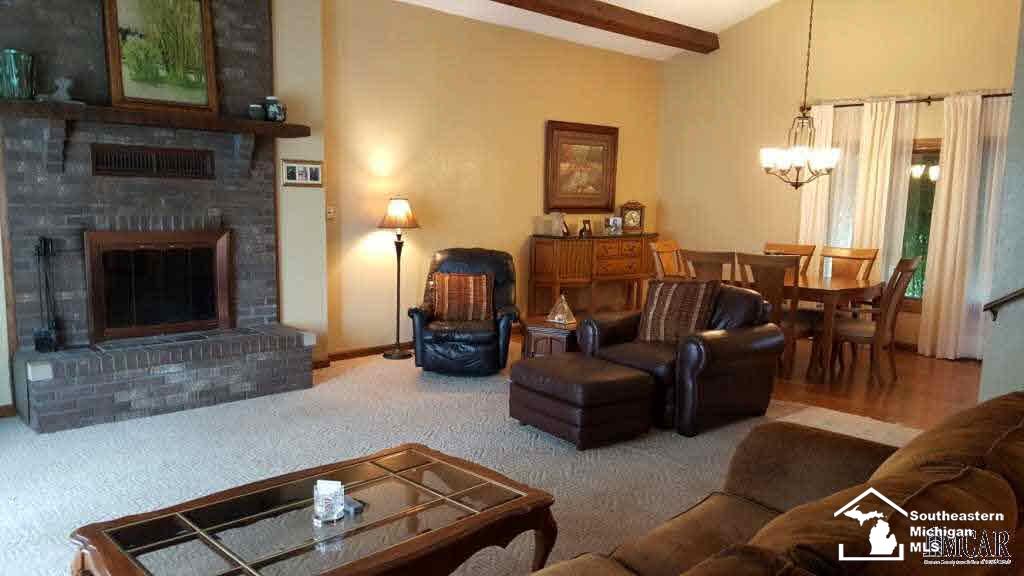 2338 Doty Road Monroe, MI 48162 - Photo 13 of 20 21367310-12.JPG