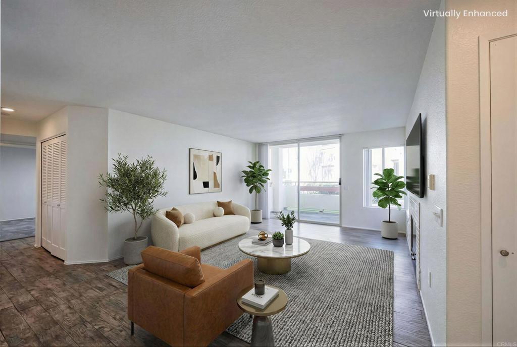 420 Stoney Point Way, Unit 113 Oceanside, CA 92058 - Photo 3 of 45 Living Room