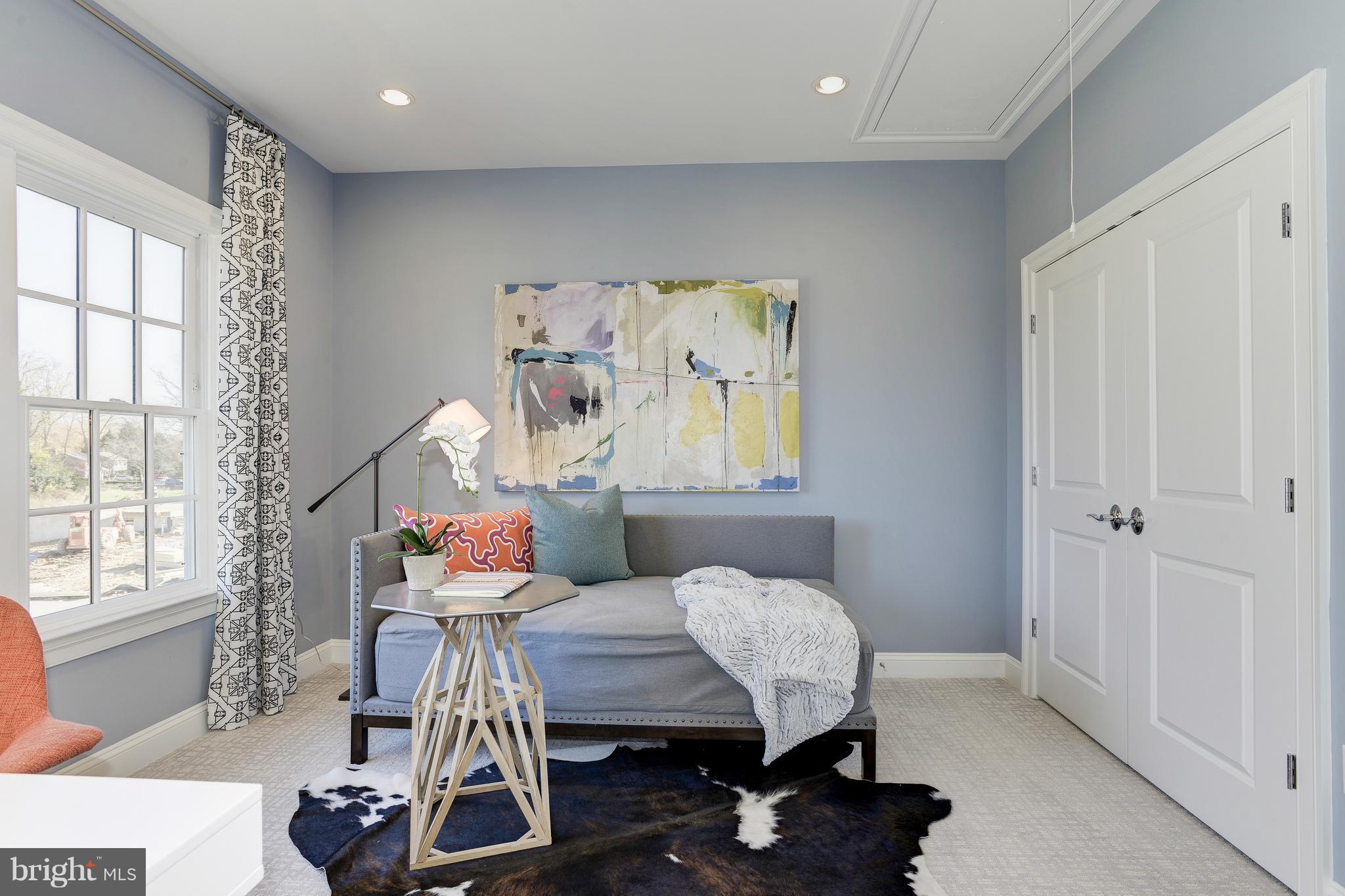9121 Old Georgetown Road Bethesda, MD 20814 - Photo 21 of 29 Bedroom