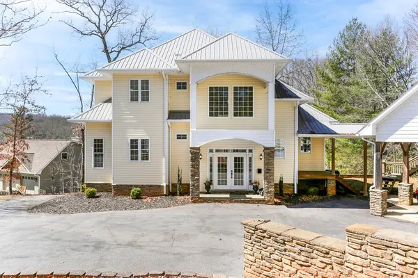 $1,375,000 | 30 Berrong Drive, Hayesville, NC 28904