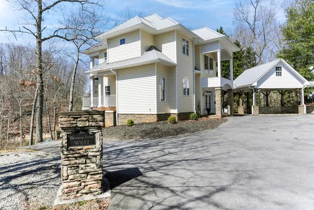 $1,375,000 | 30 Berrong Drive, Hayesville, NC 28904