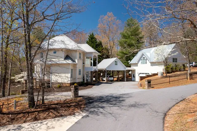 $1,375,000 | 30 Berrong Drive, Hayesville, NC 28904