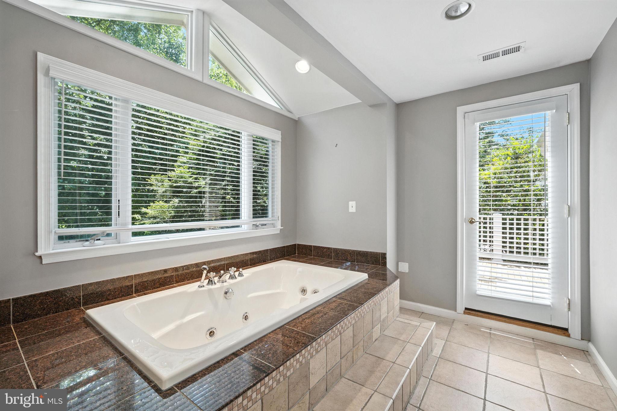 1725 Birch Road McLean, VA 22101 - Photo 25 of 38 Gallery Image 25