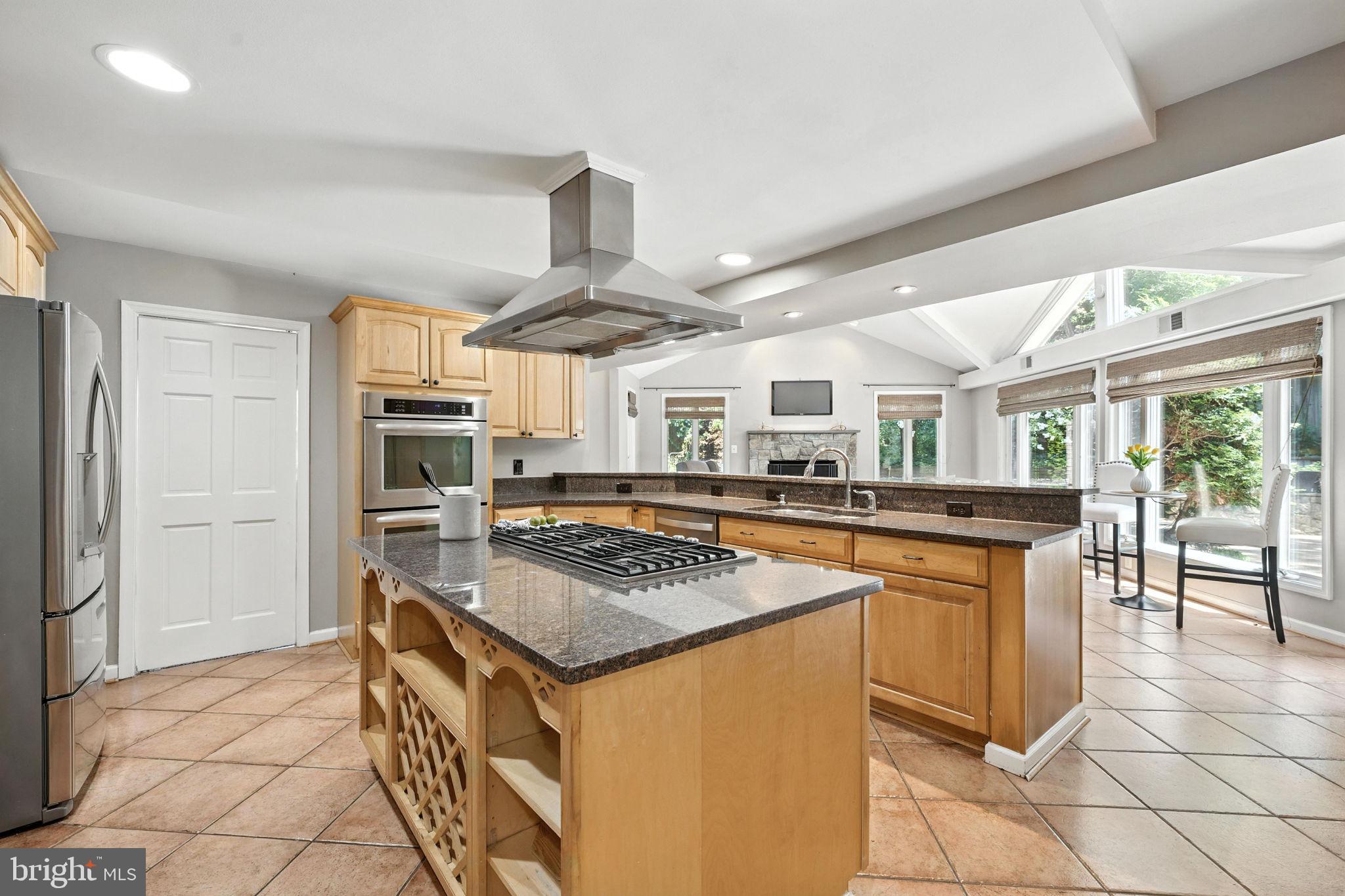 1725 Birch Road McLean, VA 22101 - Photo 8 of 38 Gallery Image 8