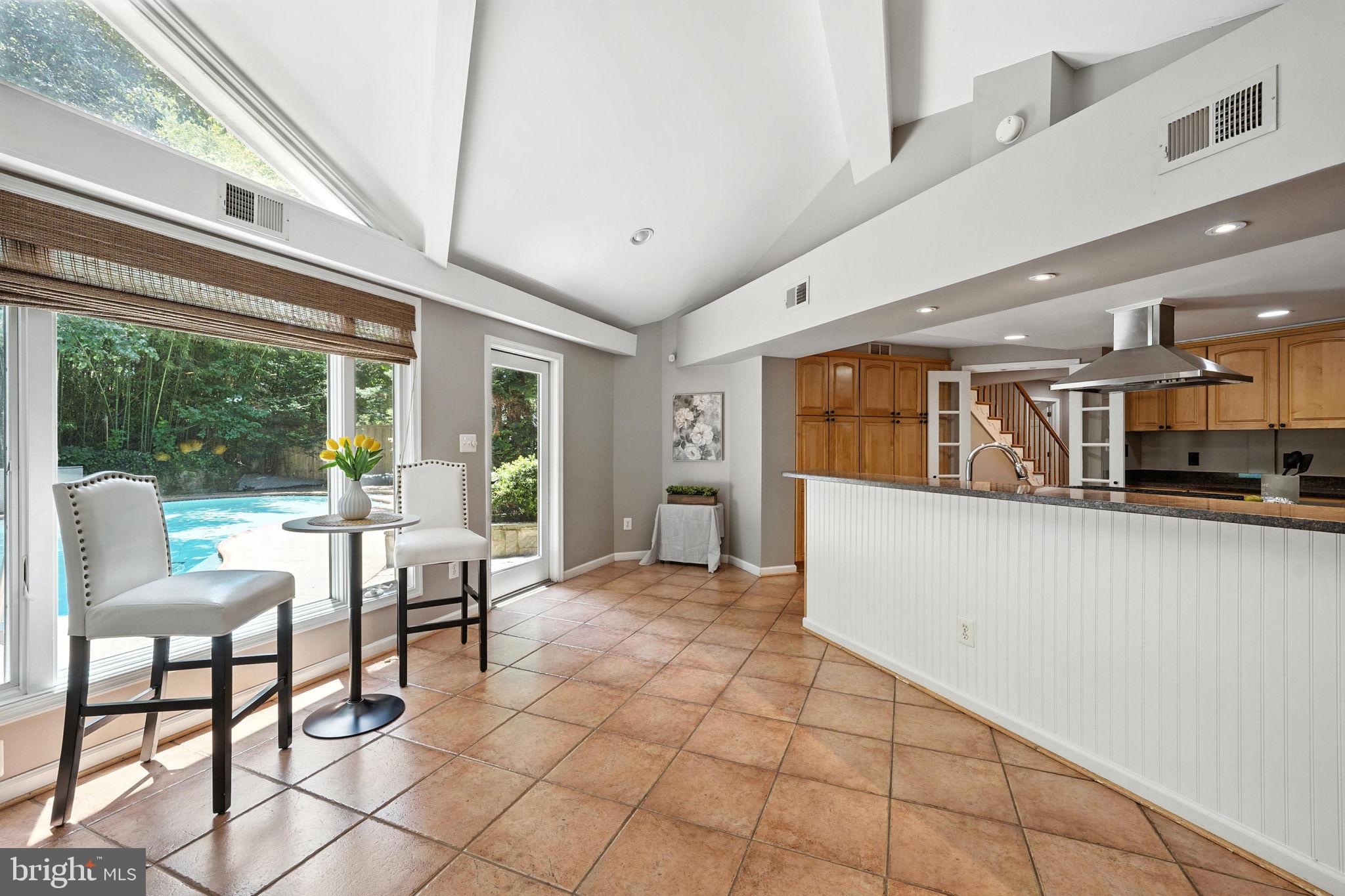 1725 Birch Road McLean, VA 22101 - Photo 10 of 38 Gallery Image 10