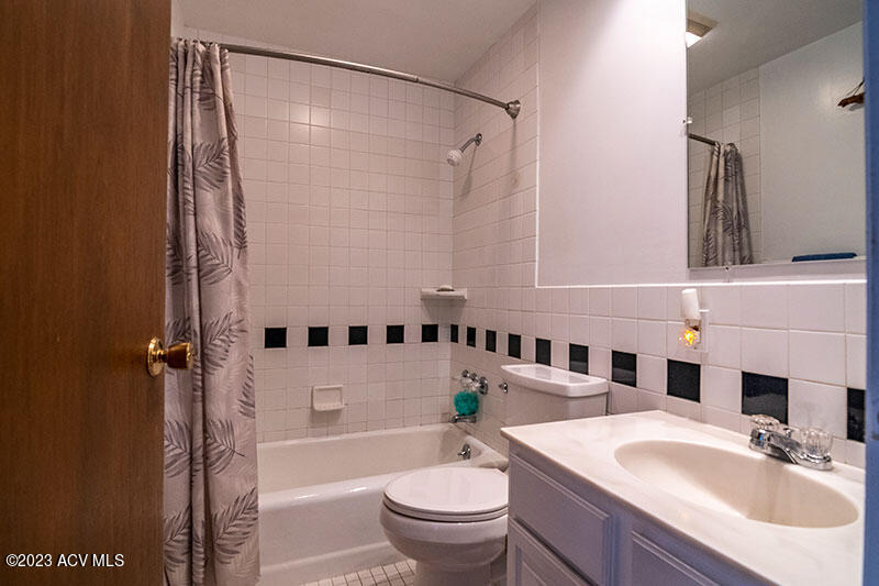 13245 Nys Rte 9n Jay, NY 12941 - Photo 21 of 40 Gallery Image 21