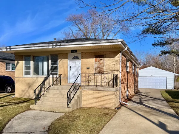 $215,000 | 15565 Madison Avenue, Dolton, IL 60419