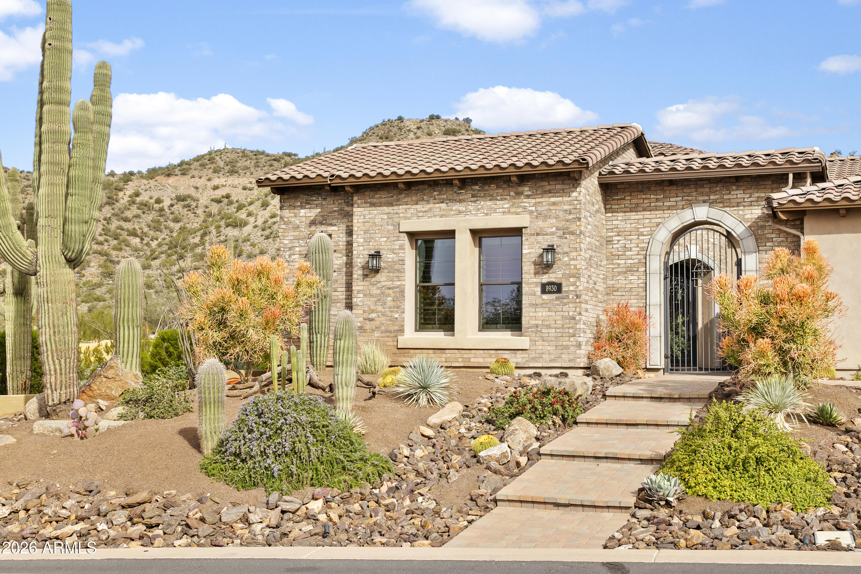 8930 East Rosedale Circle Mesa, AZ 85207 - Photo 3 of 56 8930ERosedaleCir003