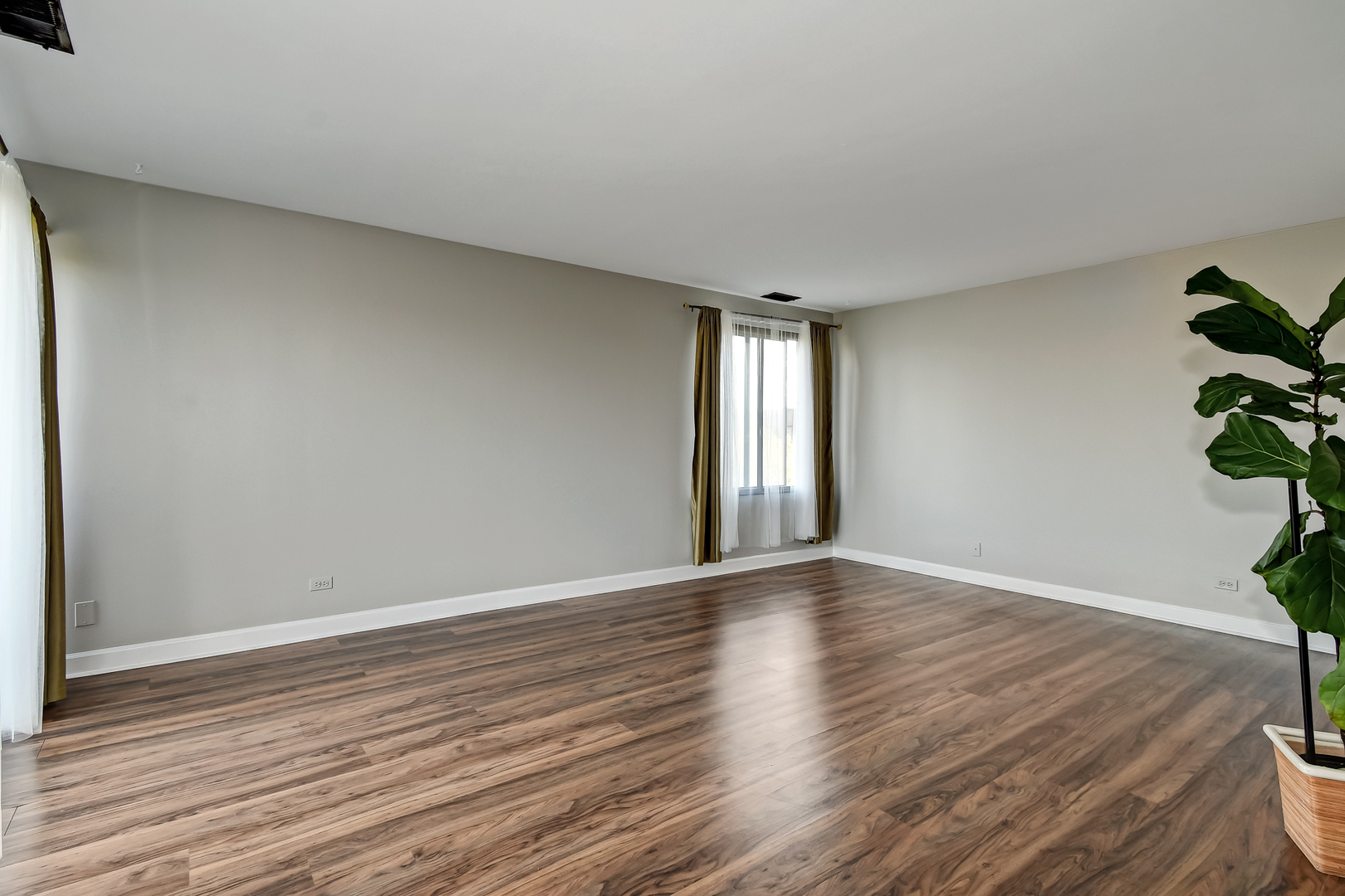 425 Walnut Creek Road, Unit 1603 Lisle, IL 60532 - Photo 6 of 16
