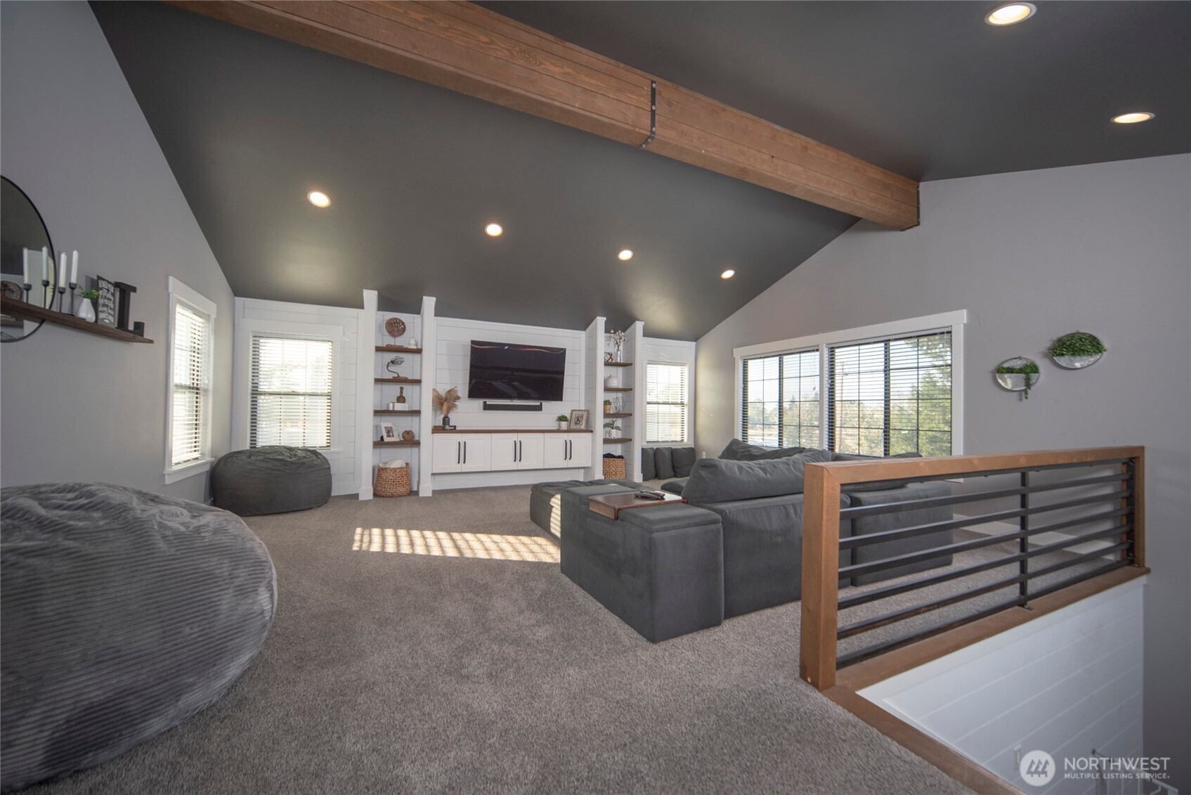 110 Brown Road Ellensburg, WA 98926 - Photo 24 of 40 a living room with furniture flat screen tv and windows