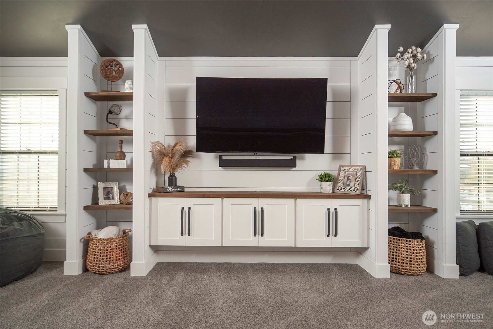 110 Brown Road Ellensburg, WA 98926 - Photo 25 of 40 a living room with furniture and a flat screen tv