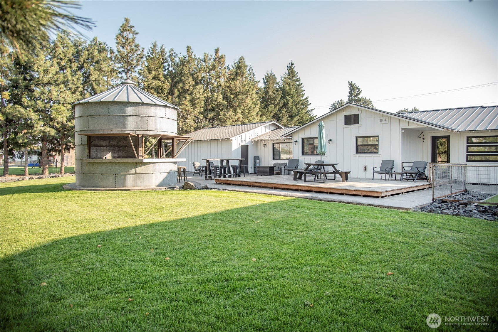 110 Brown Road Ellensburg, WA 98926 - Photo 29 of 40 a front view of house with yard and seating area