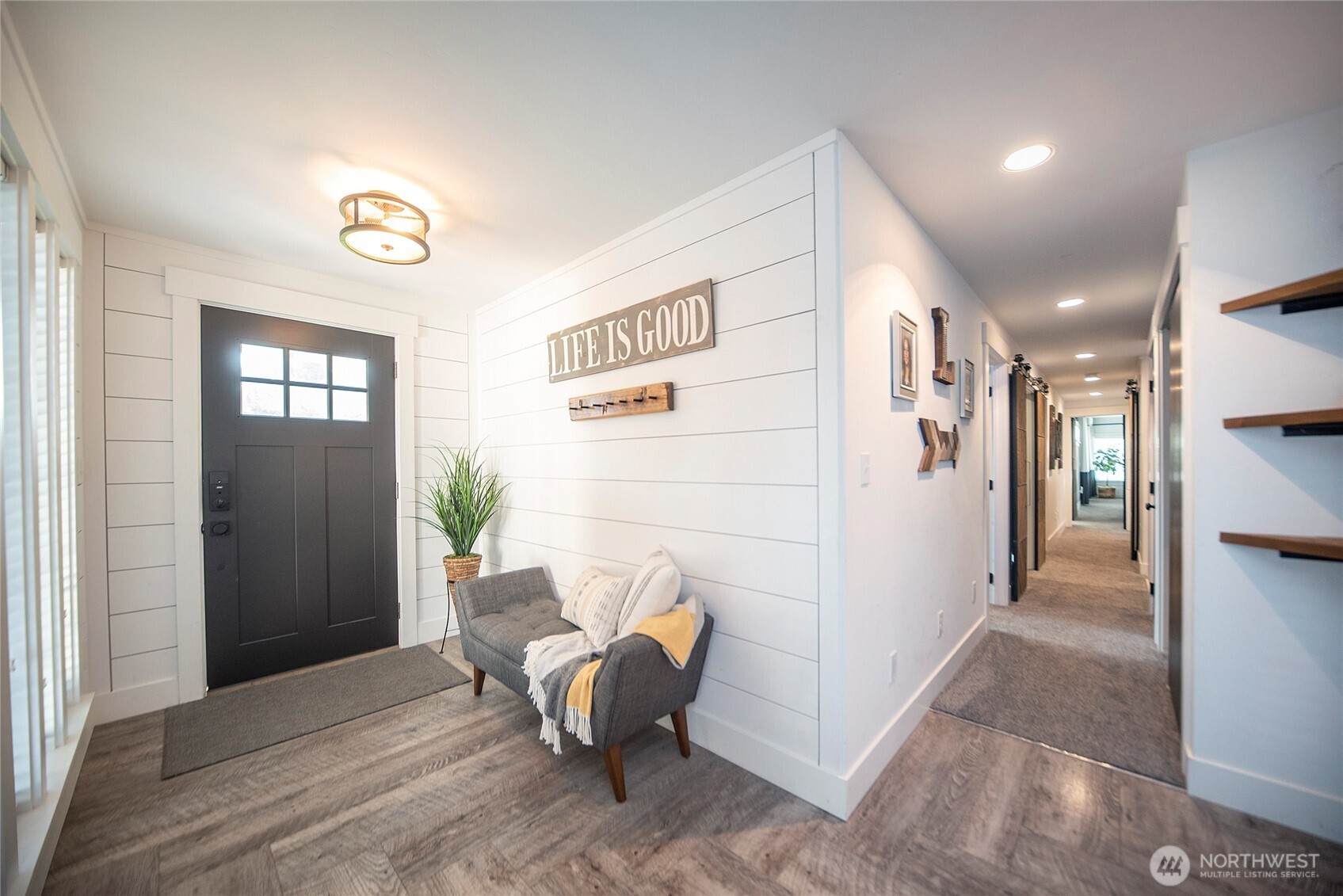 110 Brown Road Ellensburg, WA 98926 - Photo 3 of 40 a view of livingroom with furniture and windows