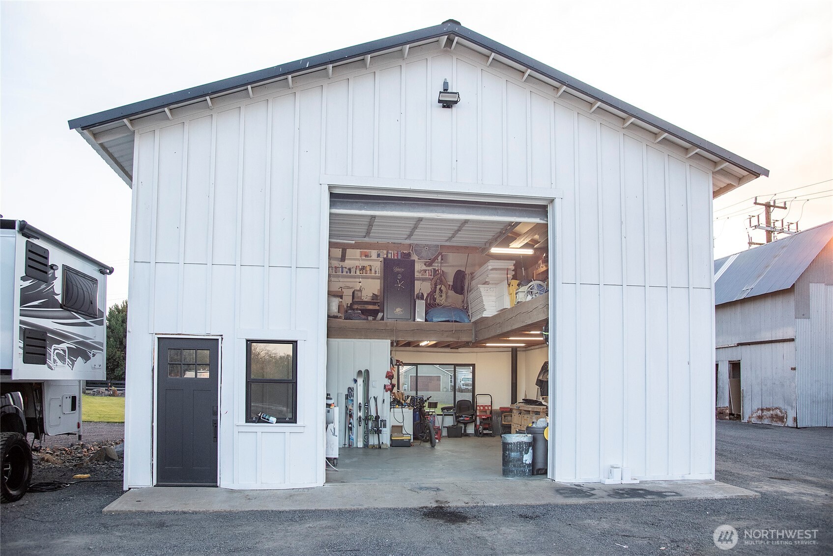 110 Brown Road Ellensburg, WA 98926 - Photo 31 of 40 a view of a house
