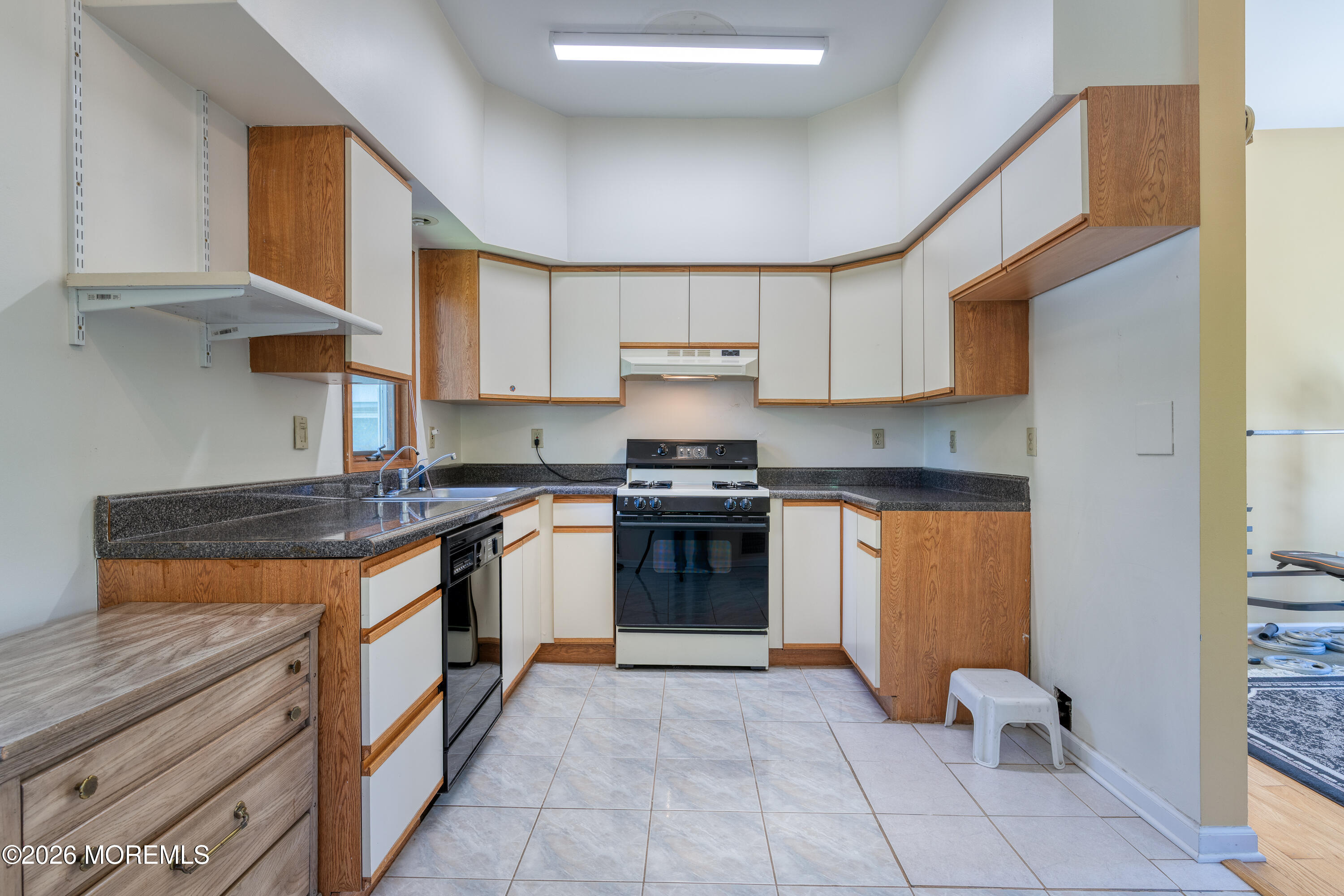 795 Harmony Road Middletown, NJ 07748 - Photo 43 of 49 untitled-44