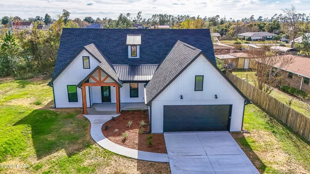 $469,500 | 319 West 35th Court, Panama City, FL 32405