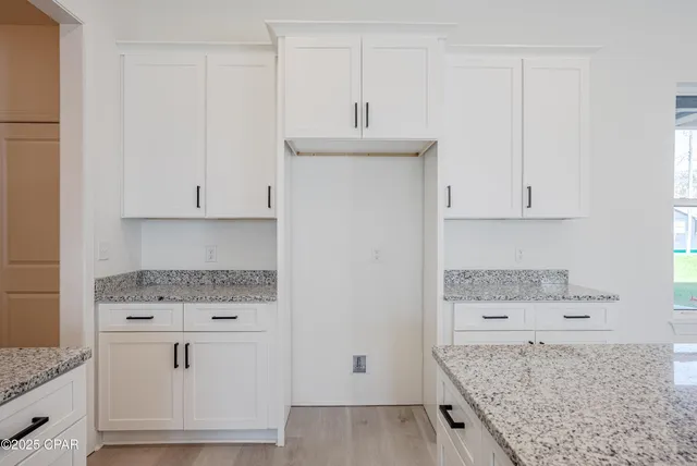 $469,500 | 319 West 35th Court, Panama City, FL 32405