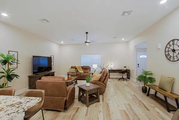 $4,000 | 10901 West Sequoia Drive, Sun City, AZ 85373