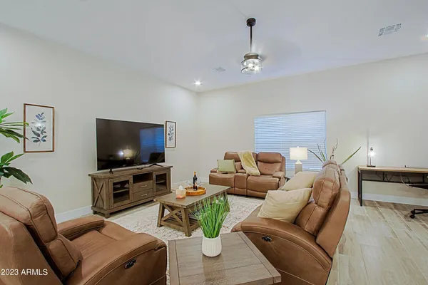 $4,000 | 10901 West Sequoia Drive, Sun City, AZ 85373