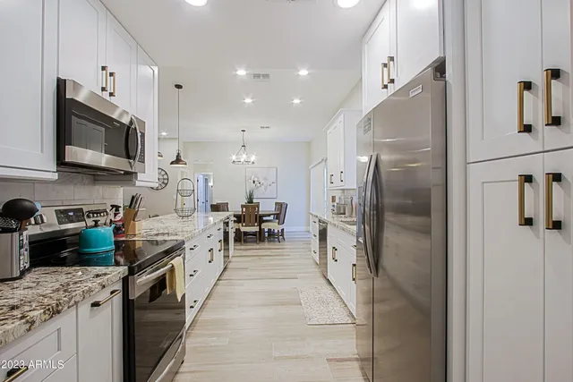 $4,000 | 10901 West Sequoia Drive, Sun City, AZ 85373