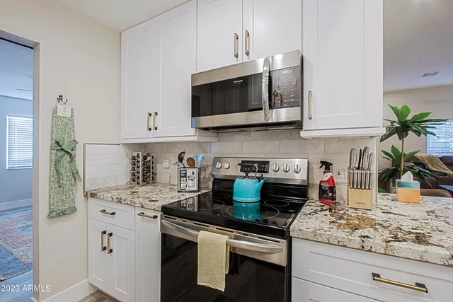 $4,000 | 10901 West Sequoia Drive, Sun City, AZ 85373