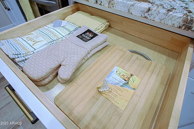 $4,000 | 10901 West Sequoia Drive, Sun City, AZ 85373