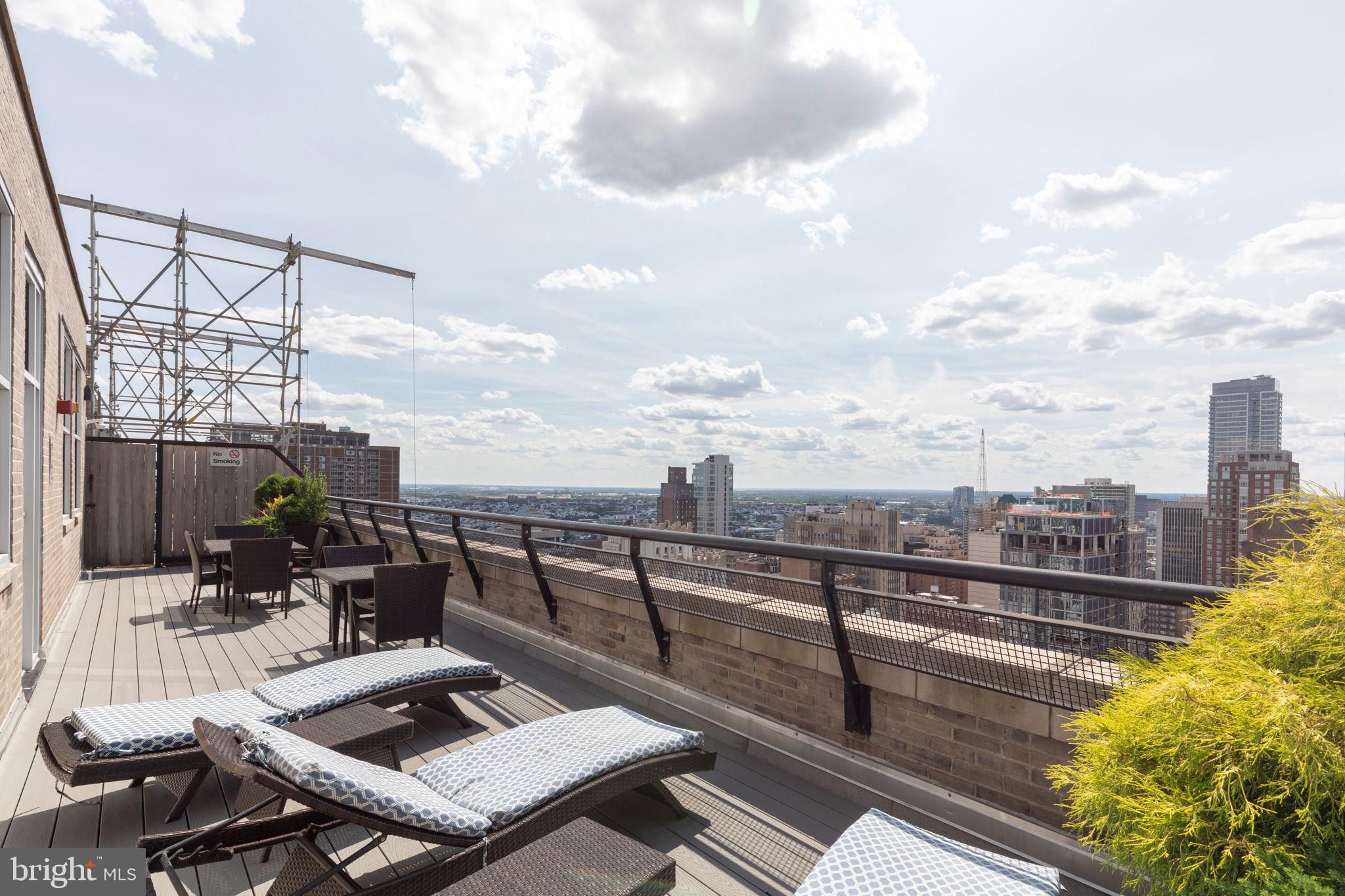 111 South 15th Street, Unit 2106 Philadelphia, PA 19102 - Photo 27 of 31 a view of a terrace with seating area