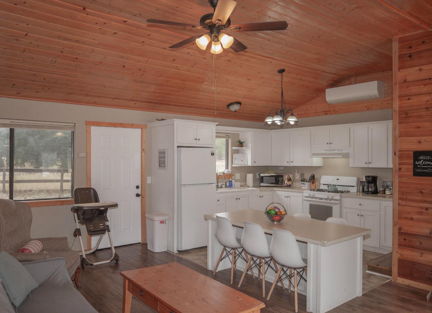 39770 Dunlap Road Dunlap, CA 93621 - Photo 4 of 45 Gallery Image 4