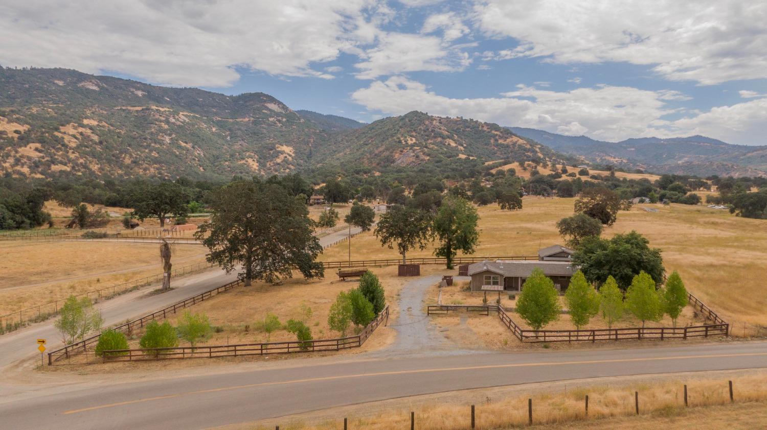 39770 Dunlap Road Dunlap, CA 93621 - Photo 7 of 45 Gallery Image 7