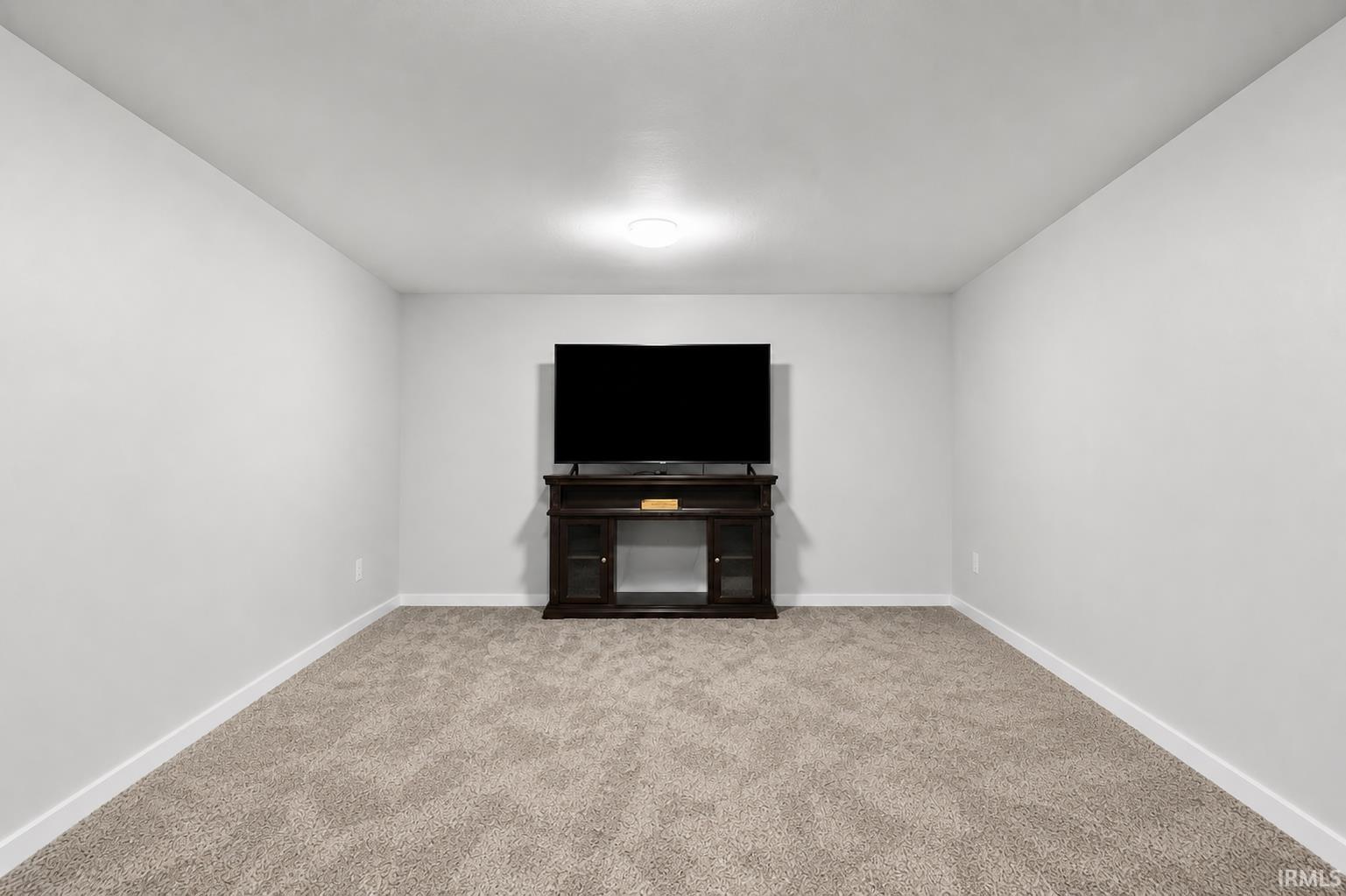 59643 Mayflower Road South Bend, IN 46614 - Photo 15 of 30 Gallery Image 15