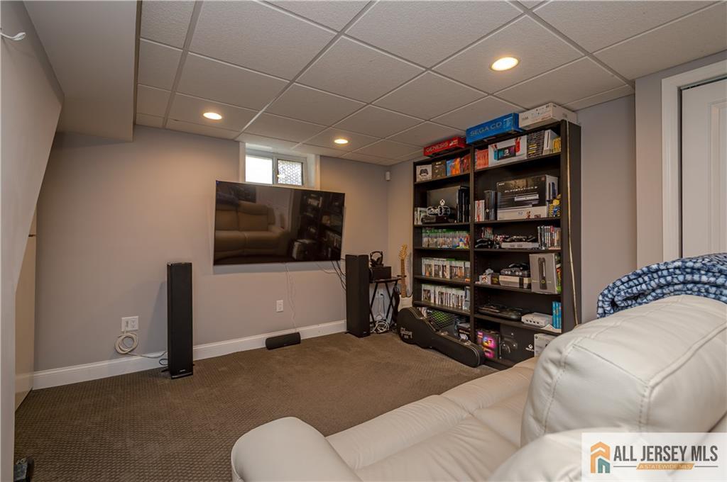 4 Ruth Place Middlesex, NJ 08846 - Photo 18 of 26 Gallery Image 18