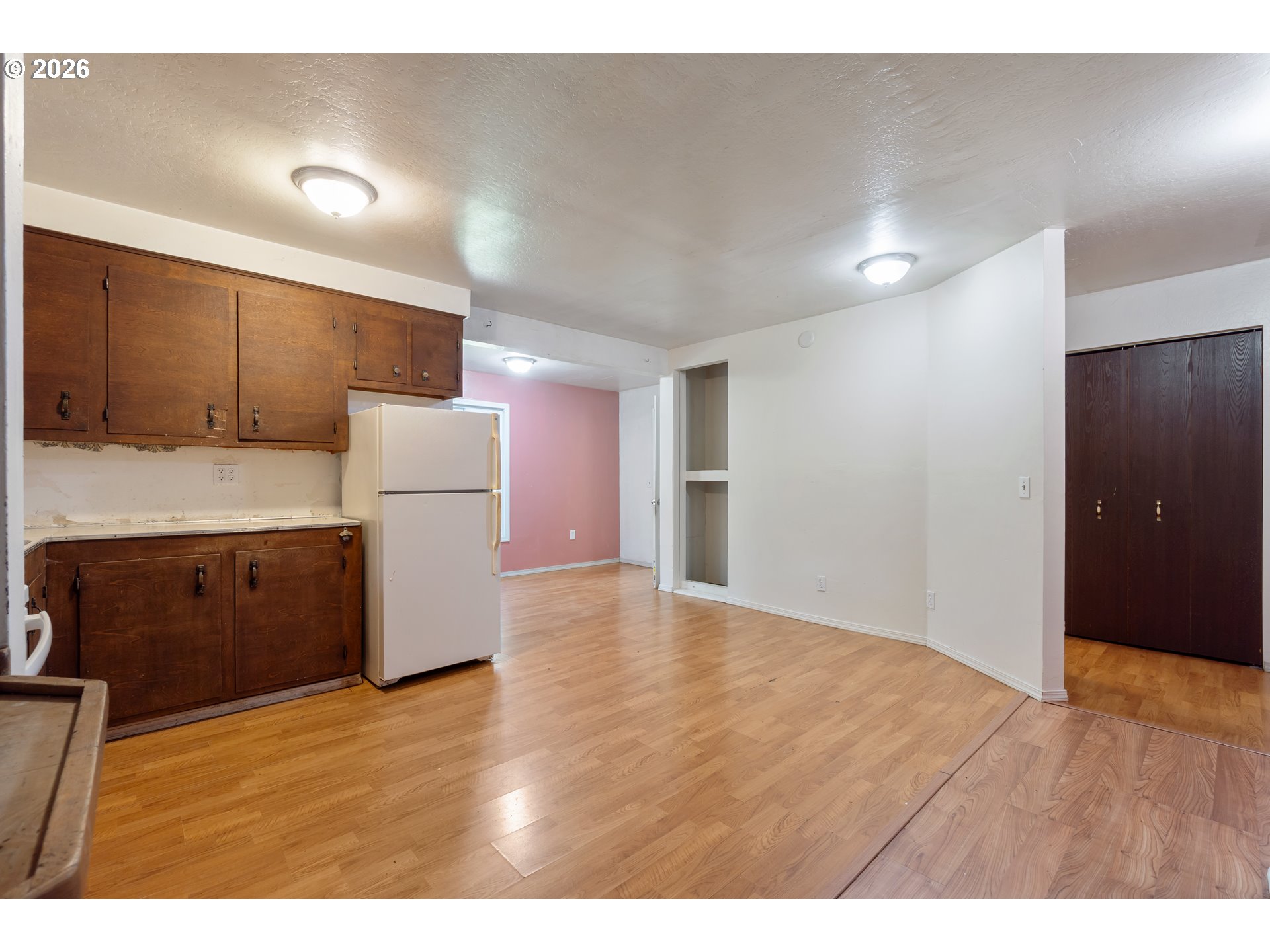 23939 Raze Road Elmira, OR 97437 - Photo 12 of 44 Kitchen/Dining Room